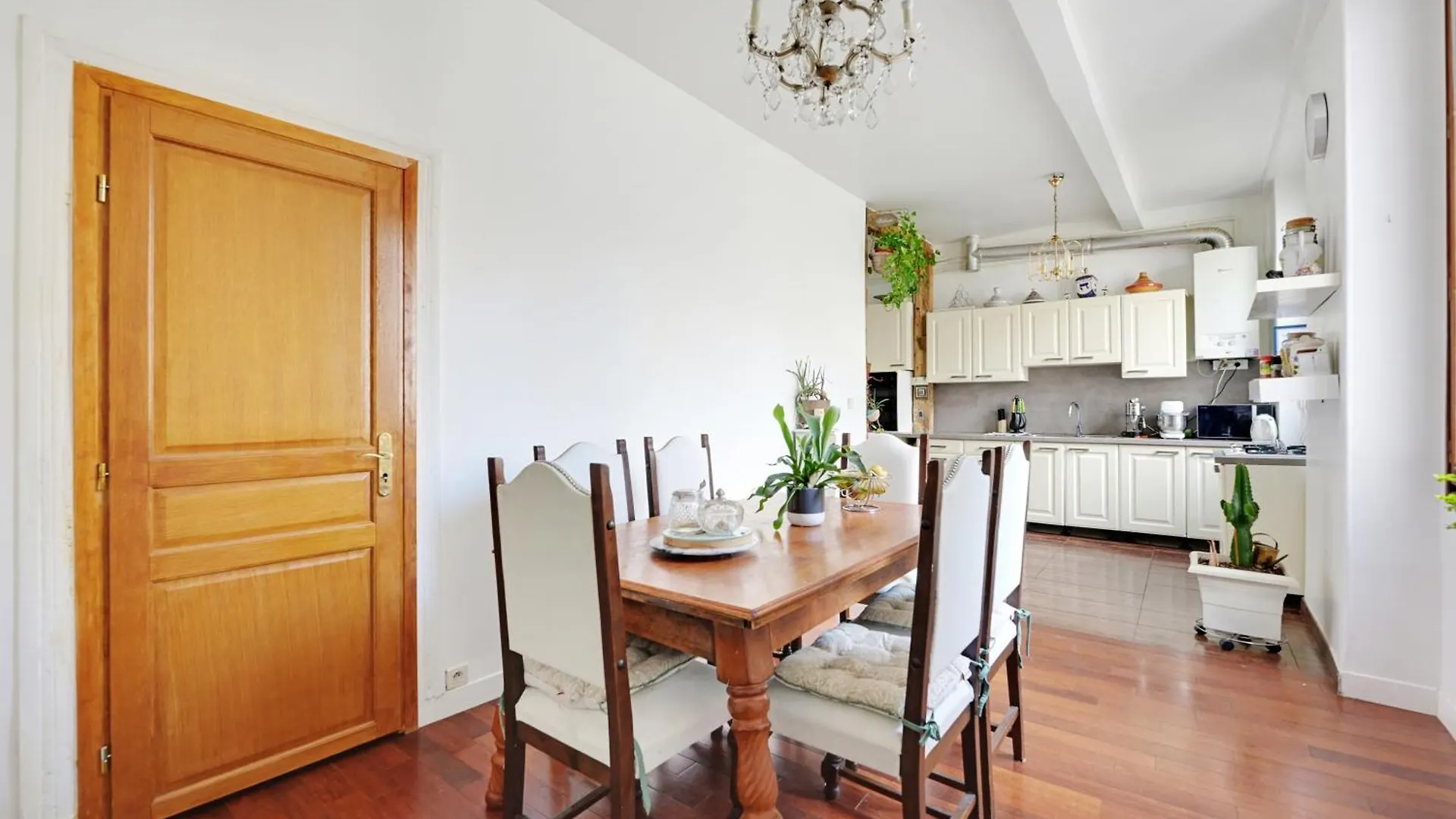 Chez Maguy Guest house *